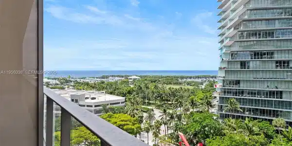 2655 S Bayshore Dr