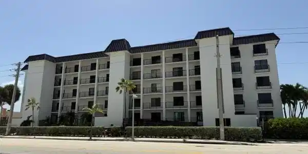 3200 N OCEAN