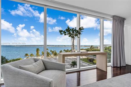 2101 Brickell Ave