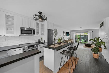 450 SE 7th St