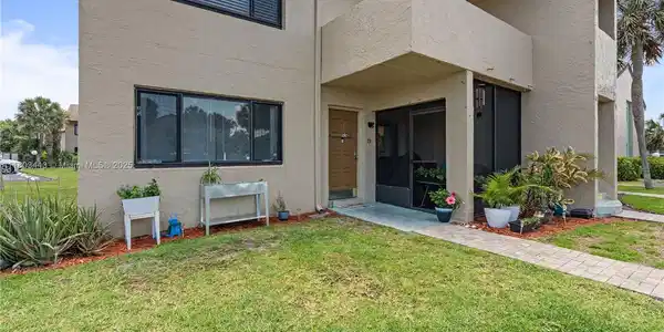 1145 N Shannon