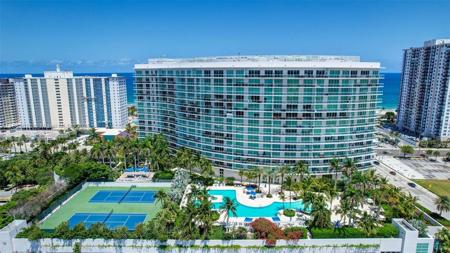 1 N Ocean Blvd