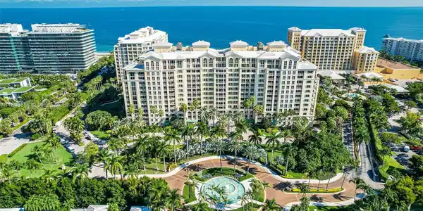 445 Grand Bay Dr