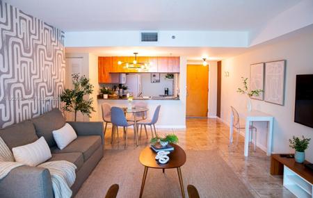 1200 Brickell Bay Dr