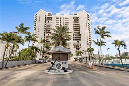 300 Three Islands Blvd