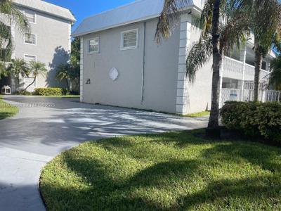17255 SW 95th Ave