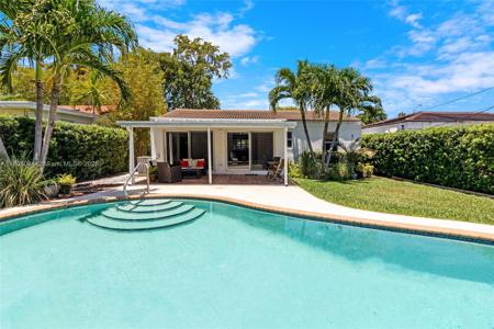 1558 Normandy Dr