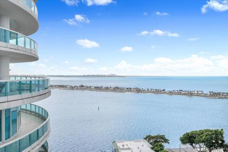 2127 Brickell Ave