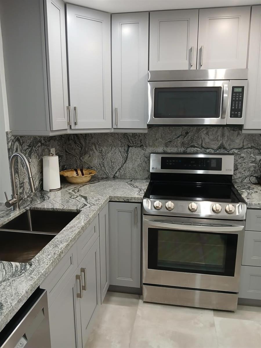 Image 4: Photo 4