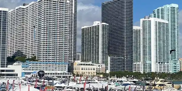 2001 Biscayne Blvd