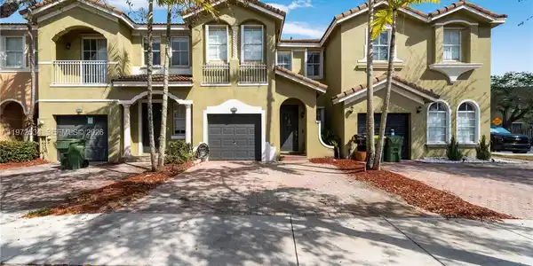 1449 SE 24th Rd