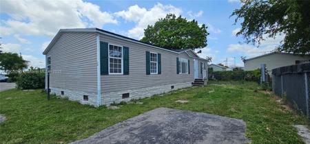 220 NE 12th Ave Unit 90