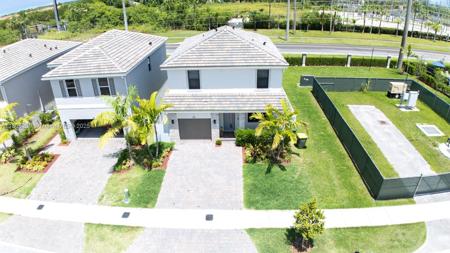 715 SE 17th Ave