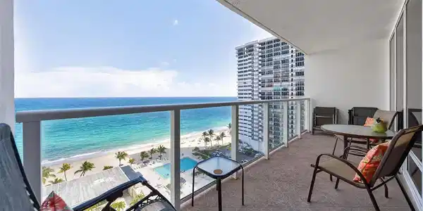 4300 N Ocean