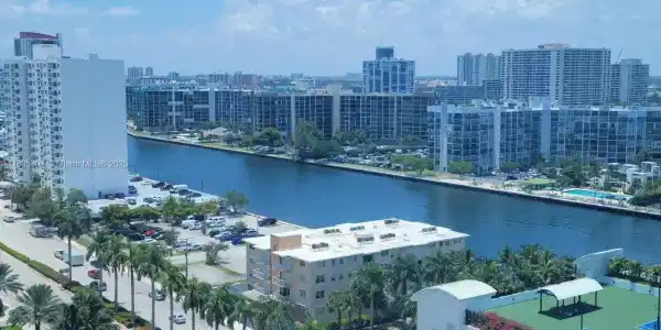 2501 S Ocean Dr