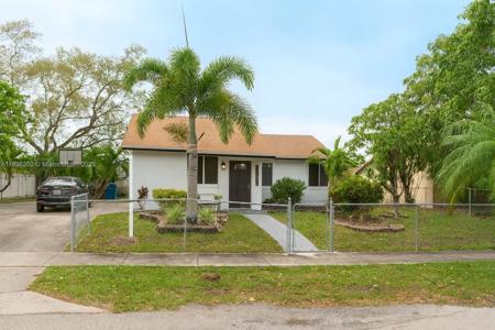 15930 SW 305th Ter