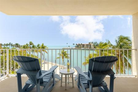 2000 Coco Plum Drive