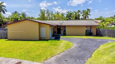 9441 SW 184th Ter