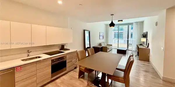 777 N Ocean Dr