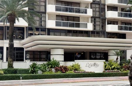 5757 Collins Ave