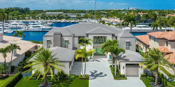 169 W Key Palm Rd