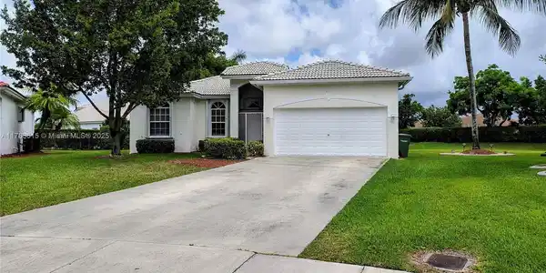 440 SE 25th Dr