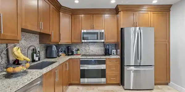 151 Crandon Blvd