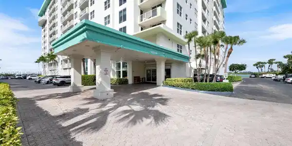 10350 W Bay Harbor Dr