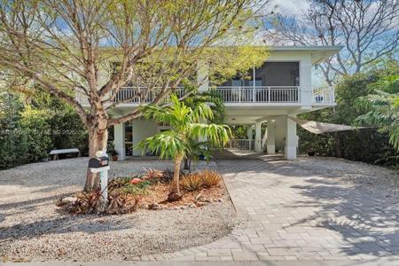 1019 Snapper Ln