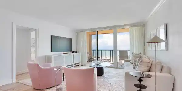 100 Ocean Trail