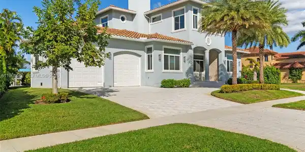 1070 Dana CT