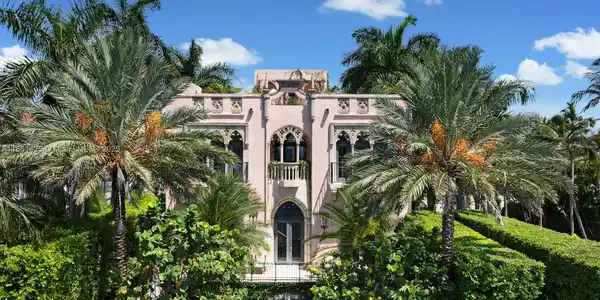 1840 S Bayshore Ln