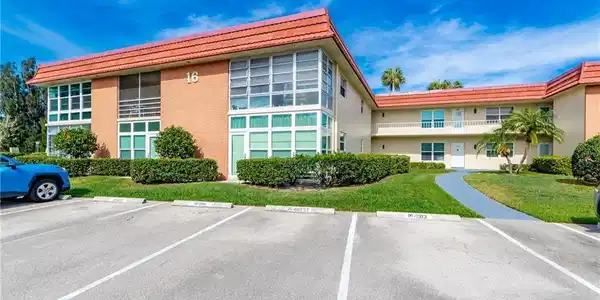 16 Vista Palm