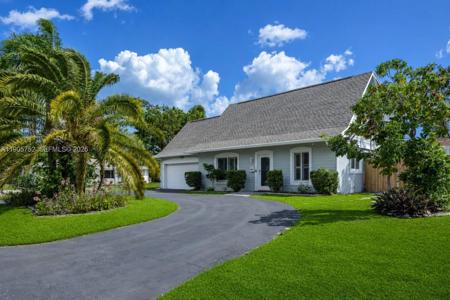 1690 NE 25th Ave