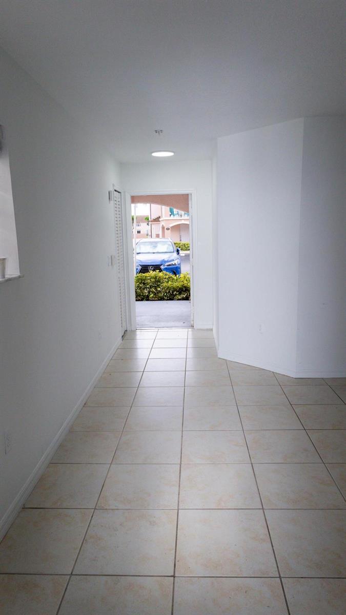 Image 2: 1-homestead_entrance