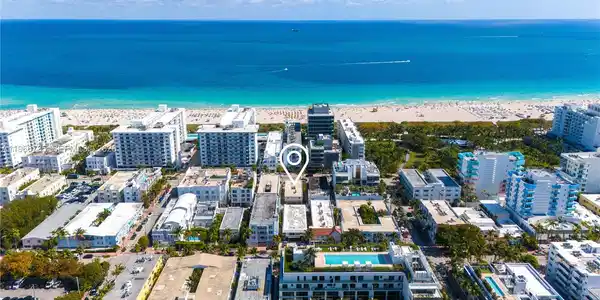 326 Ocean Dr
