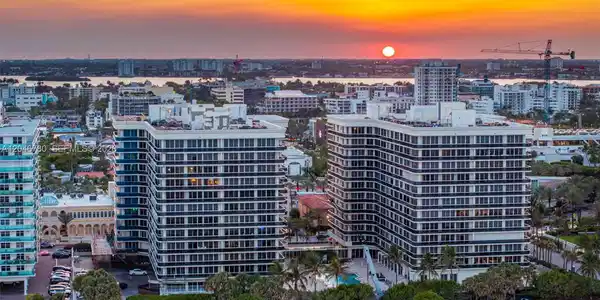 9595 Collins Ave