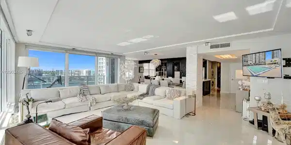 2751 S Ocean Dr