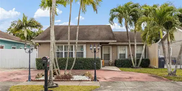 16216 SW 304th Ter