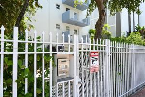 61 Collins Ave Unit 201