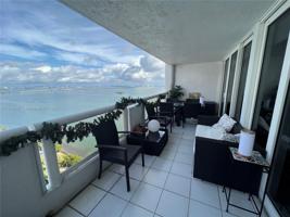 1717 N Bayshore Dr Unit A-3037