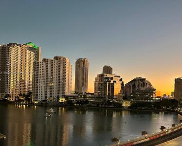 801 Brickell Bay Dr