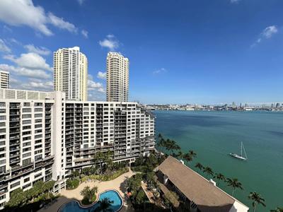 520 Brickell Key Dr