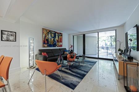 2901 S Bayshore Dr