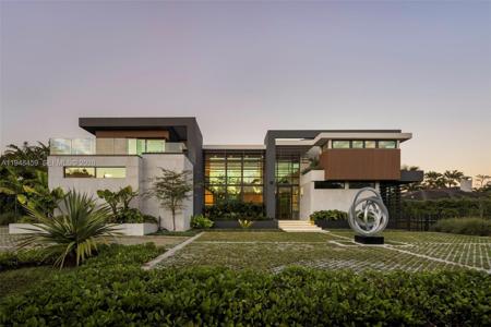 5845 SW 130th Ter