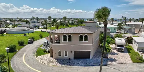 10725 S Ocean Drive #461