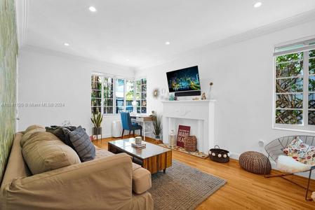 1341 Meridian Ave