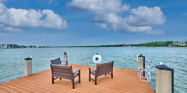 200 Intracoastal