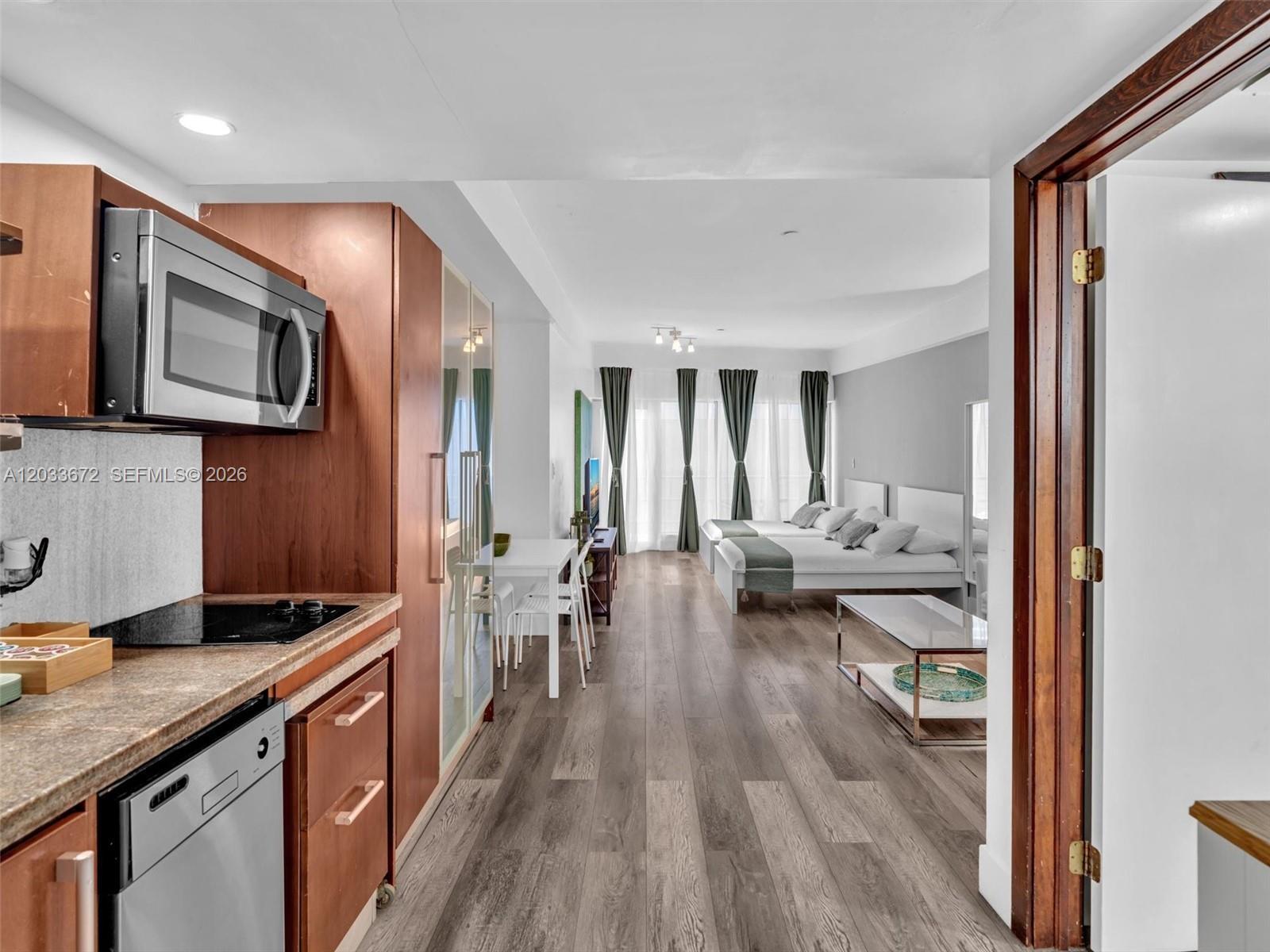 Image 1: Full Kitchen, perfect for long stays