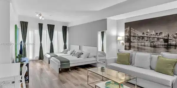 Image 2: Open Floor Plan.